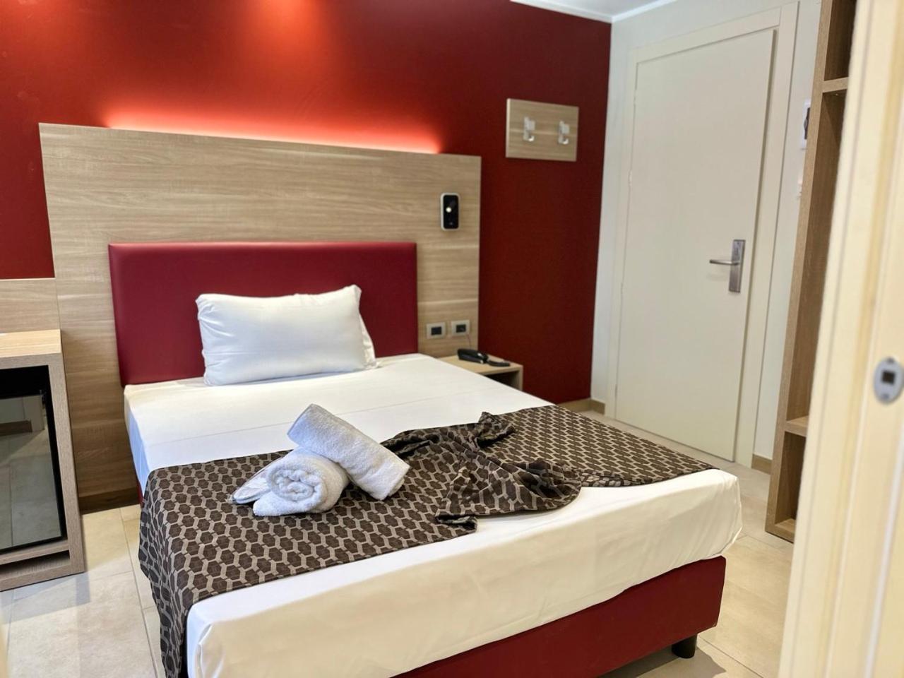 Hotel Giacosa Милан Экстерьер фото