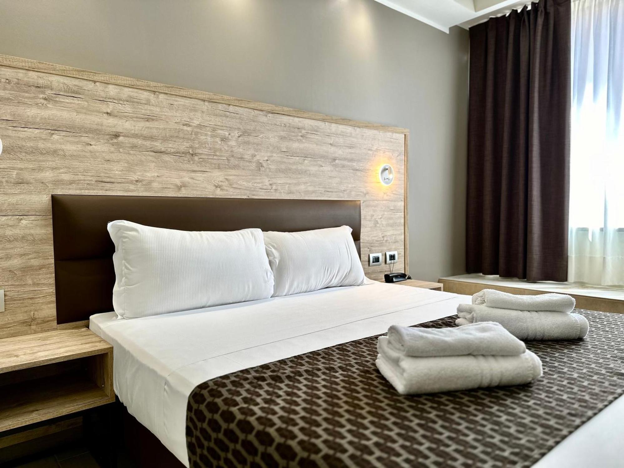 Hotel Giacosa Милан Экстерьер фото
