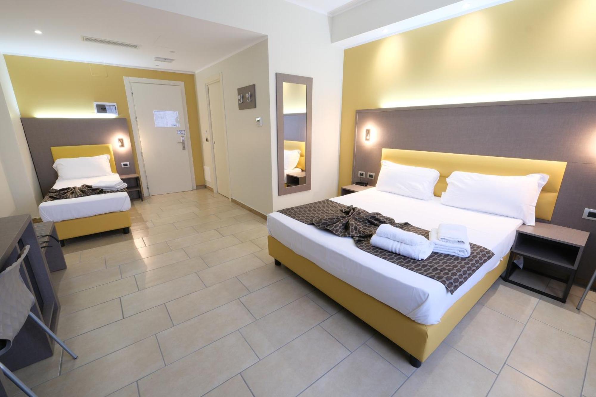 Hotel Giacosa Милан Экстерьер фото