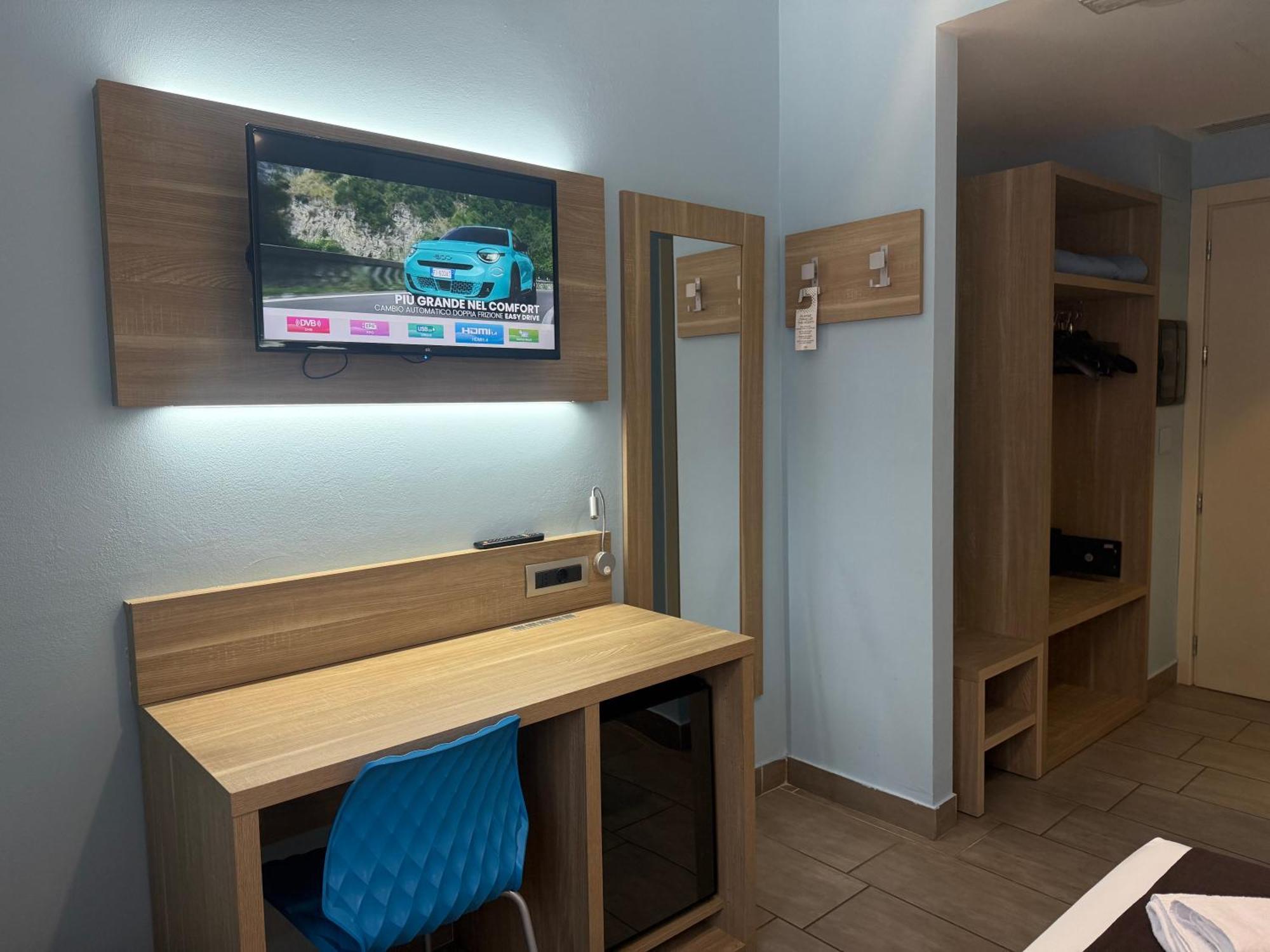 Hotel Giacosa Милан Экстерьер фото
